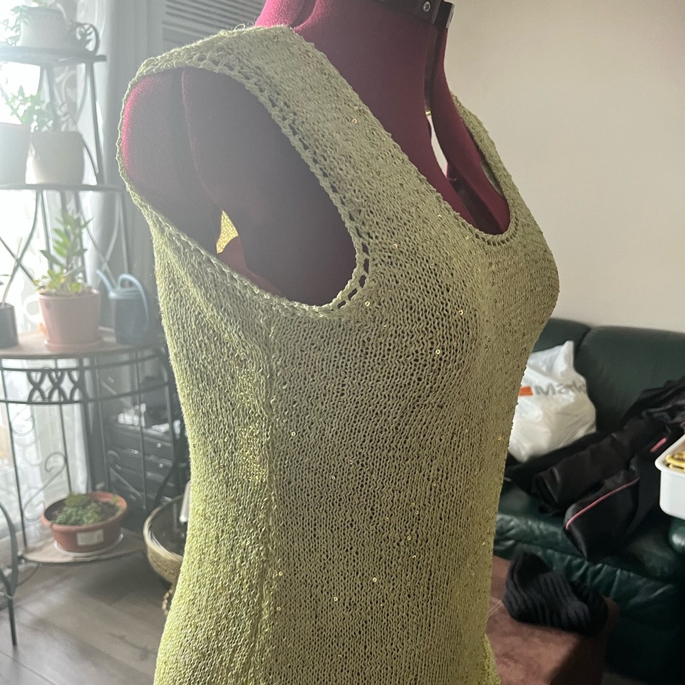 Sleeveless Knit Top in Light Green